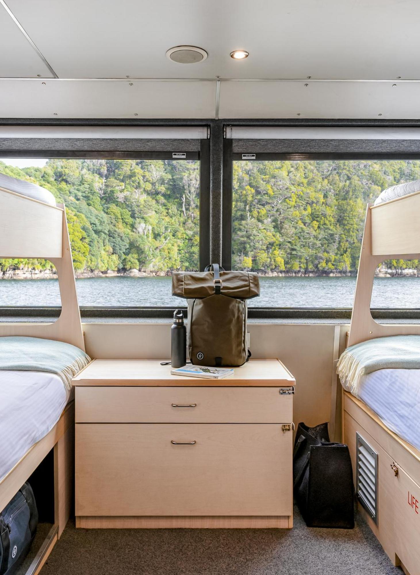 Milford Sound Overnight Cruise - Fiordland Discovery Dış mekan fotoğraf