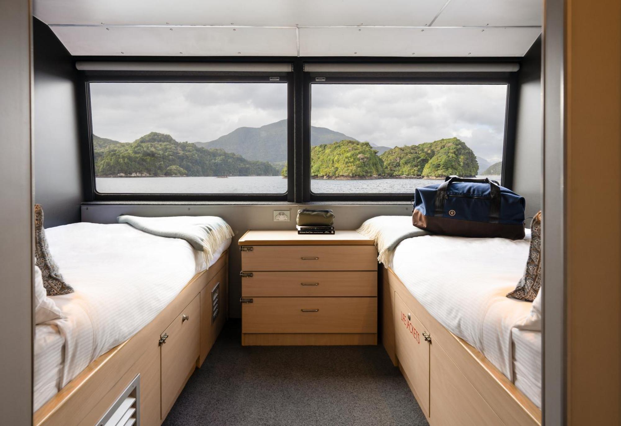 Milford Sound Overnight Cruise - Fiordland Discovery Dış mekan fotoğraf